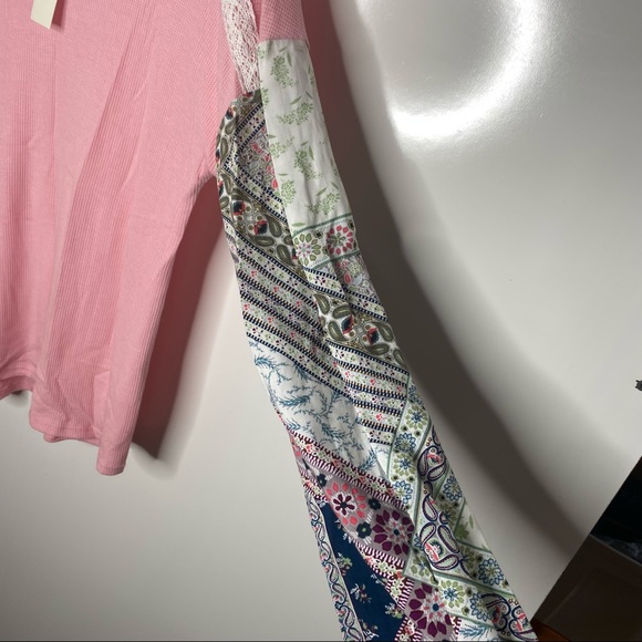 Francesca’s Alya Boho Style NWT Top - Picture 3 of 6